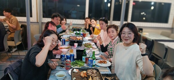 [사진: 동국대학교 도시정비법무정책최고위 2기의 즐거운 모습@한국도시환경헤럴드]